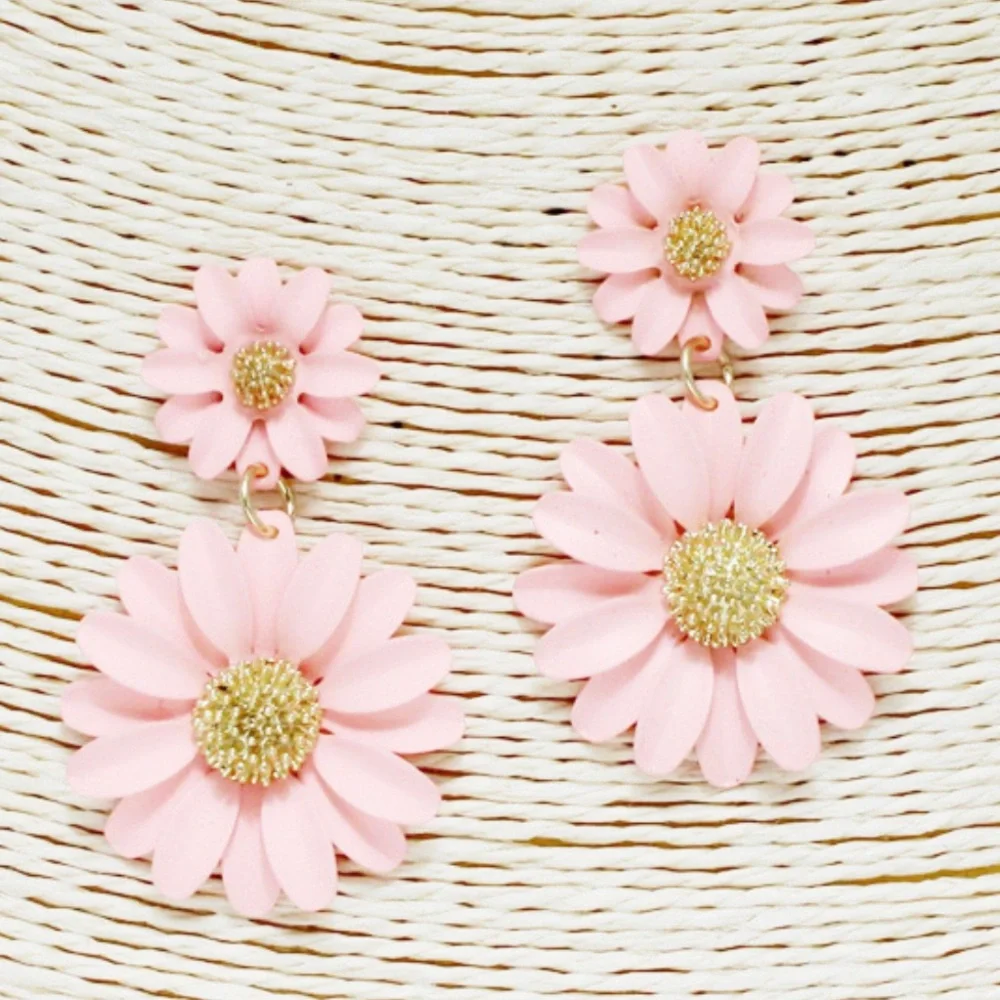 Daisy Duo Flower Earrings: Silver